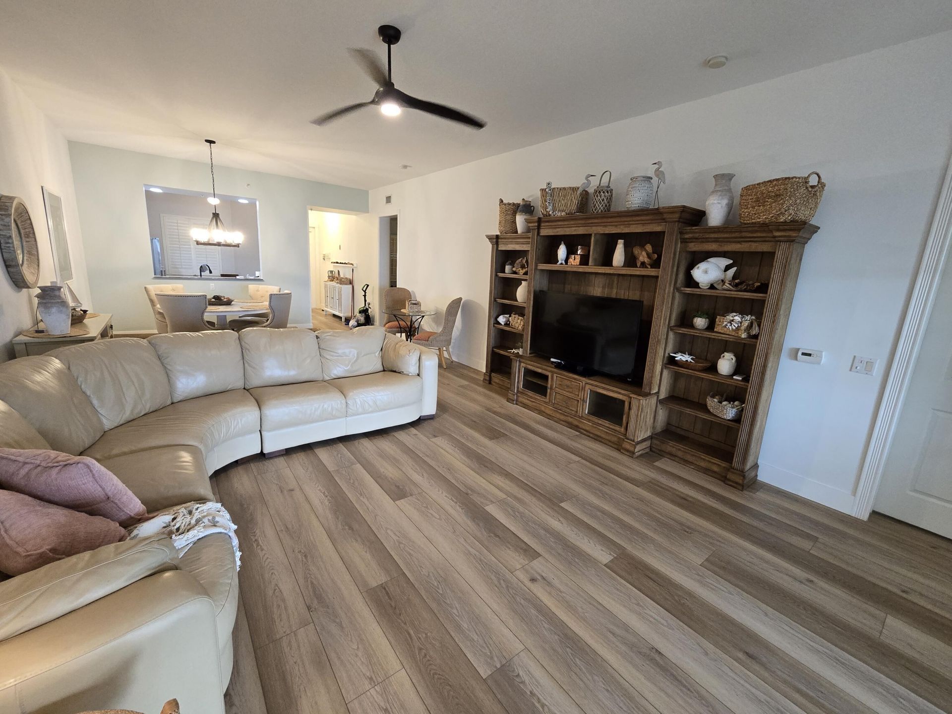 22 Harbour Isle Drive W, Unit 105, Fort Pierce, FL 34949 Photo