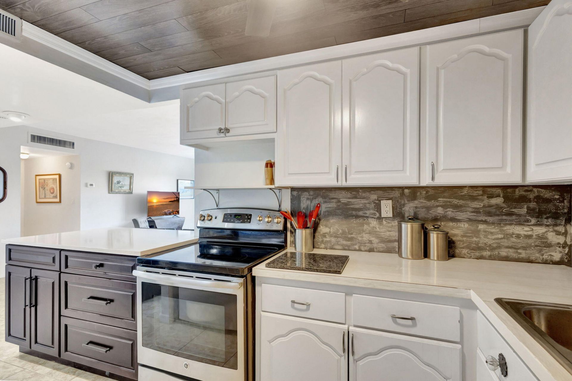 2600 N Flagler Drive, Unit 201, West Palm Beach, FL 33407 Photo