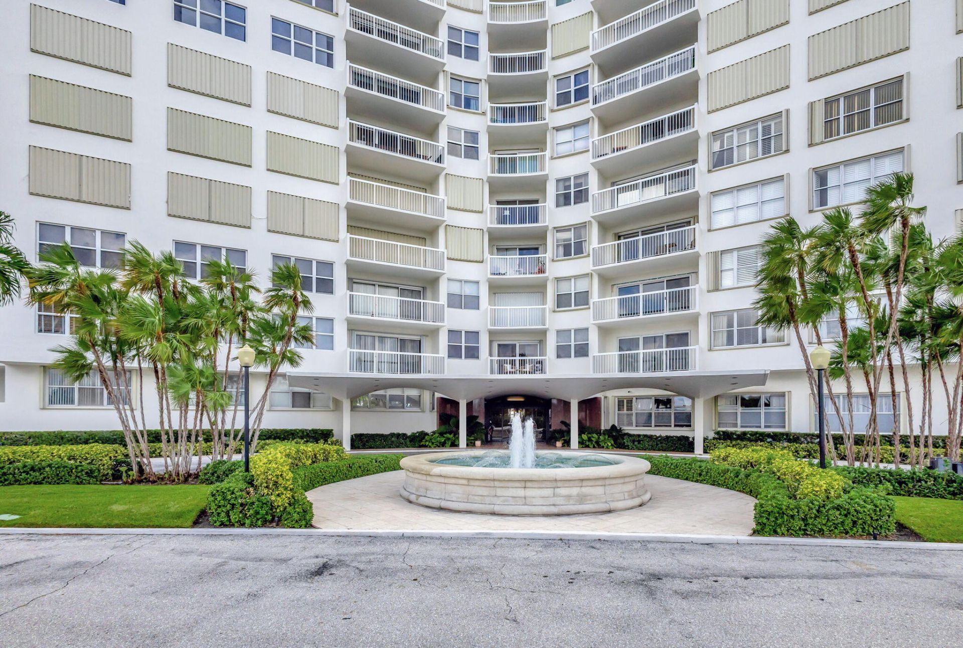 2600 N Flagler Drive, Unit 201, West Palm Beach, FL 33407 Photo