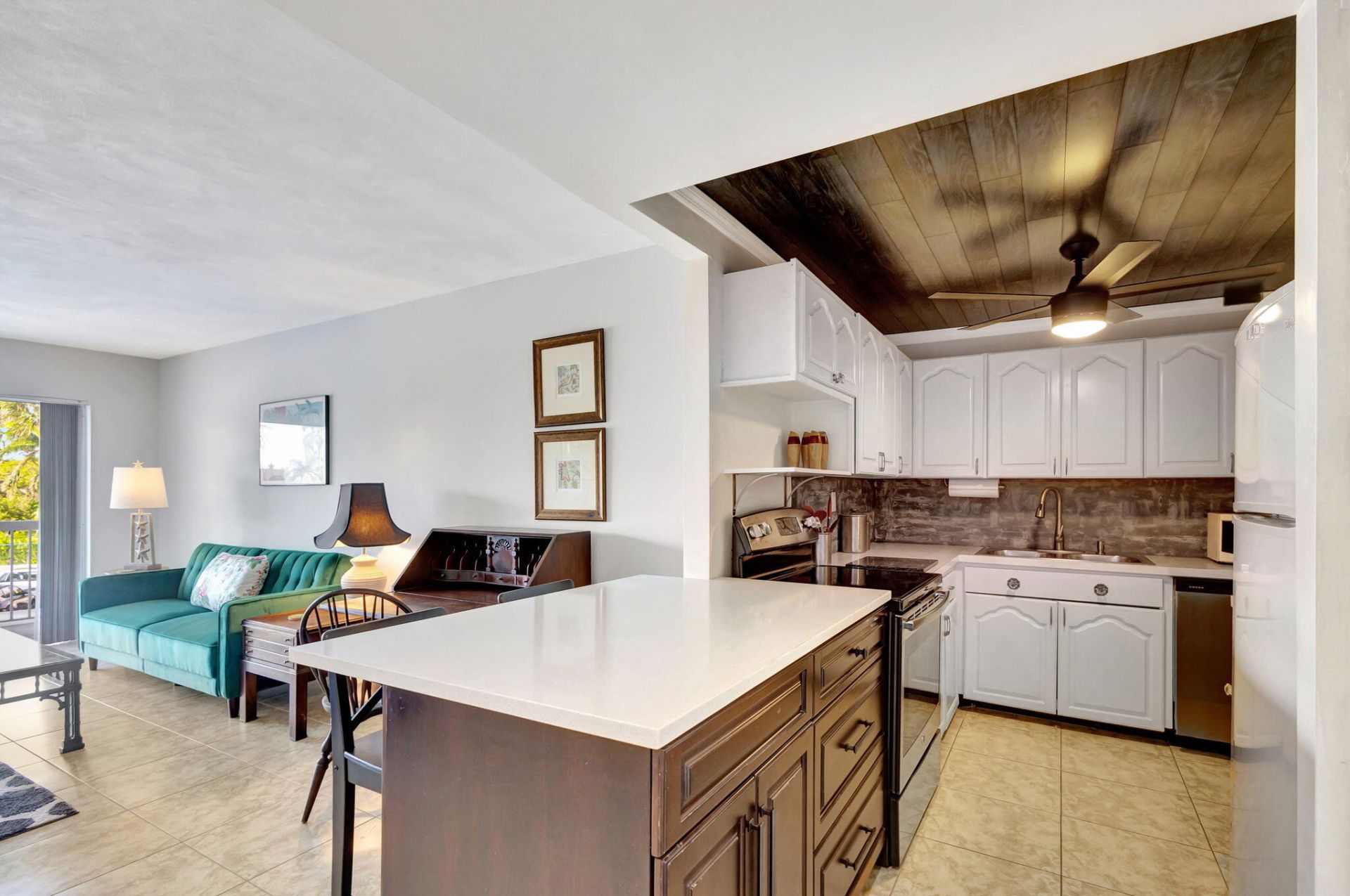 2600 N Flagler Drive, Unit 201, West Palm Beach, FL 33407 Photo