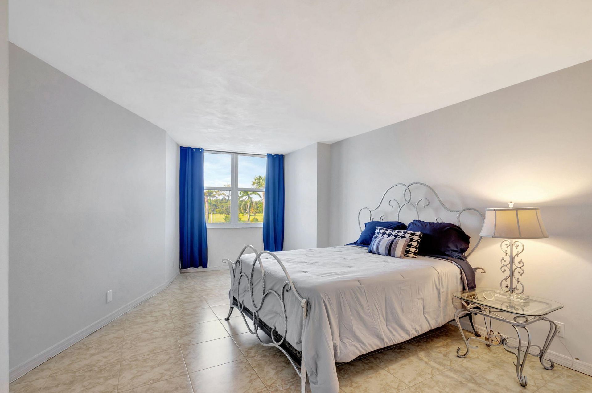 2600 N Flagler Drive, Unit 201, West Palm Beach, FL 33407 Photo