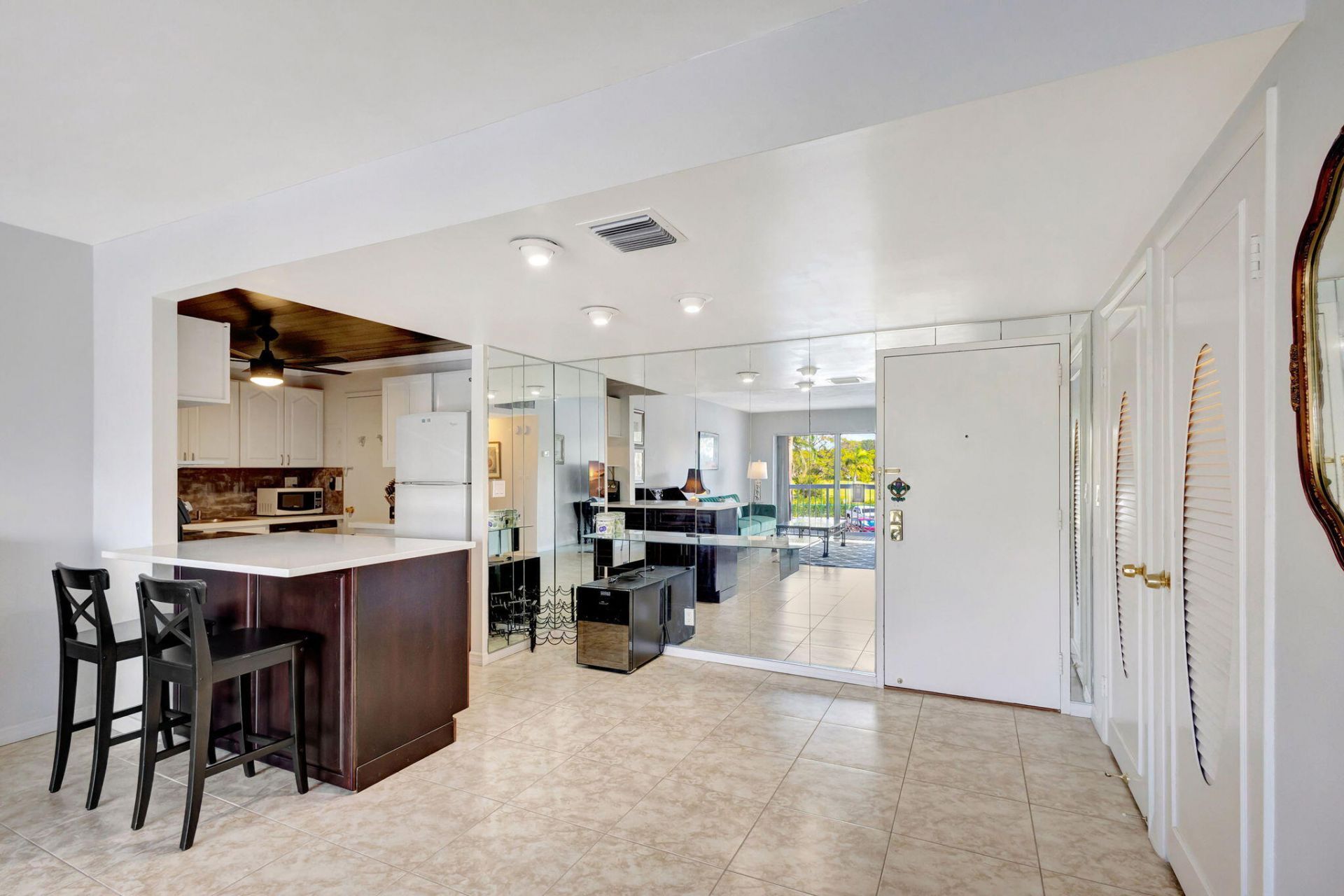 2600 N Flagler Drive, Unit 201, West Palm Beach, FL 33407 Photo