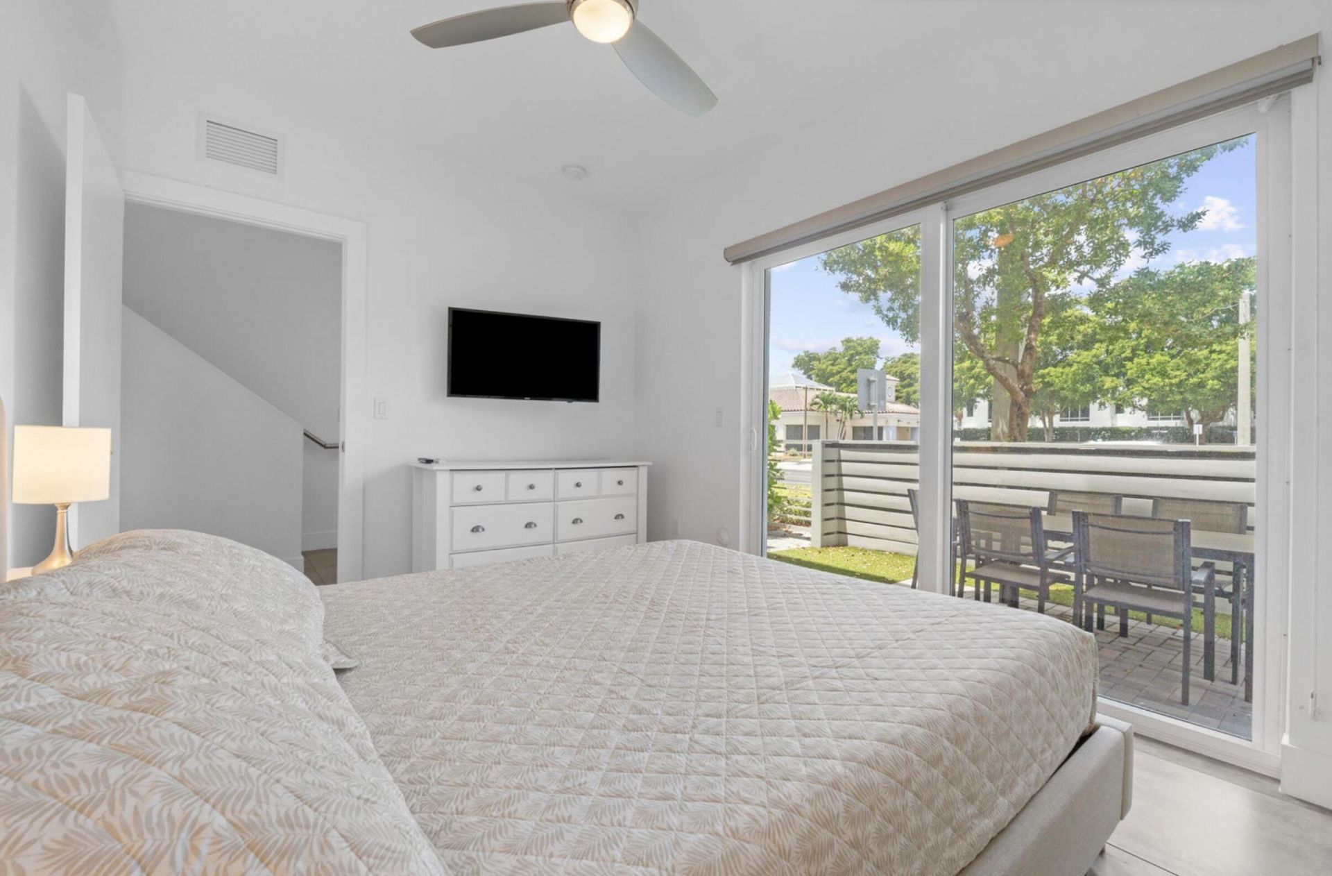 1367 N Ocean Boulevard, Pompano Beach, FL 33062 Photo