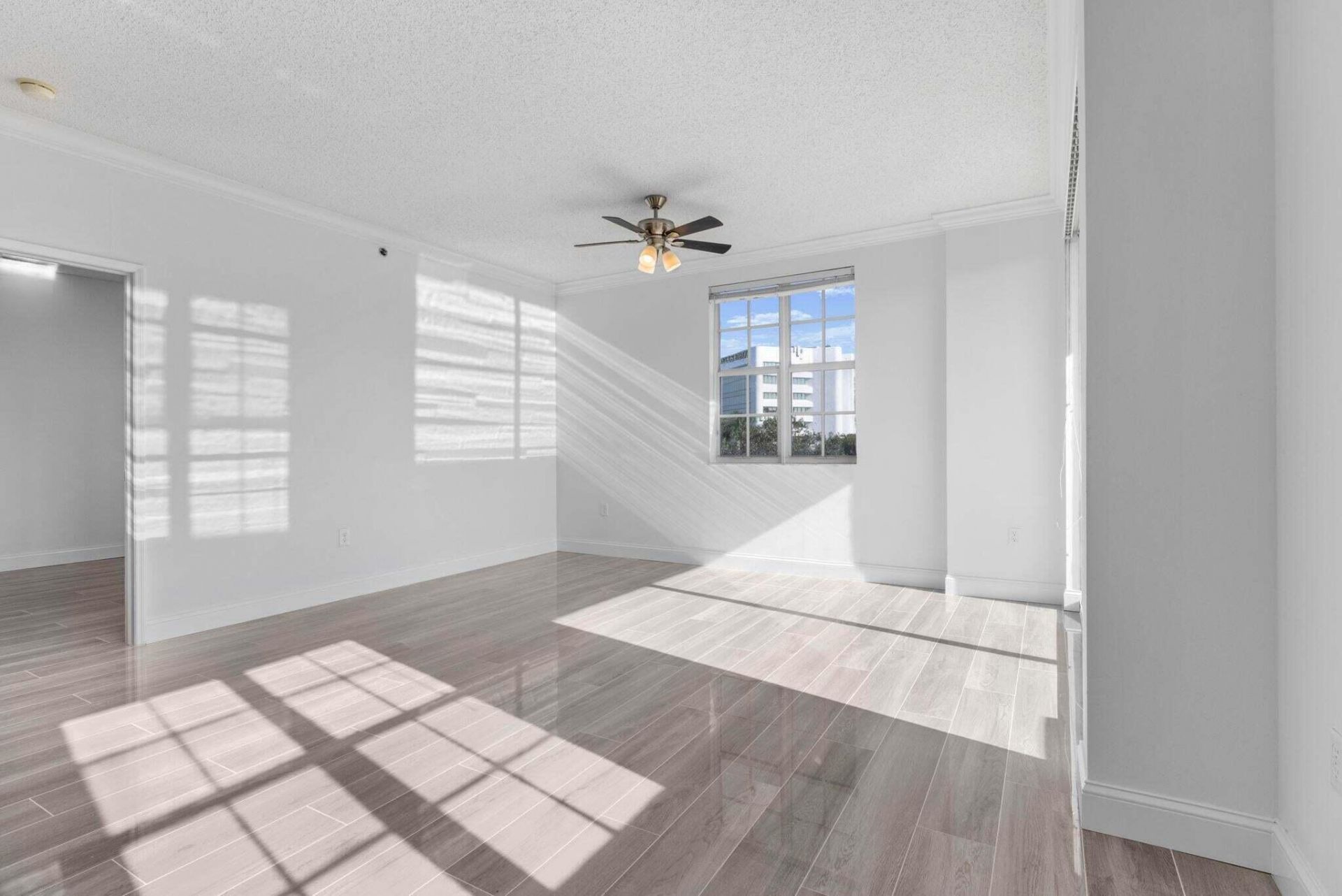 616 Clearwater Park Road, Unit 402, West Palm Beach, FL 33401 Photo