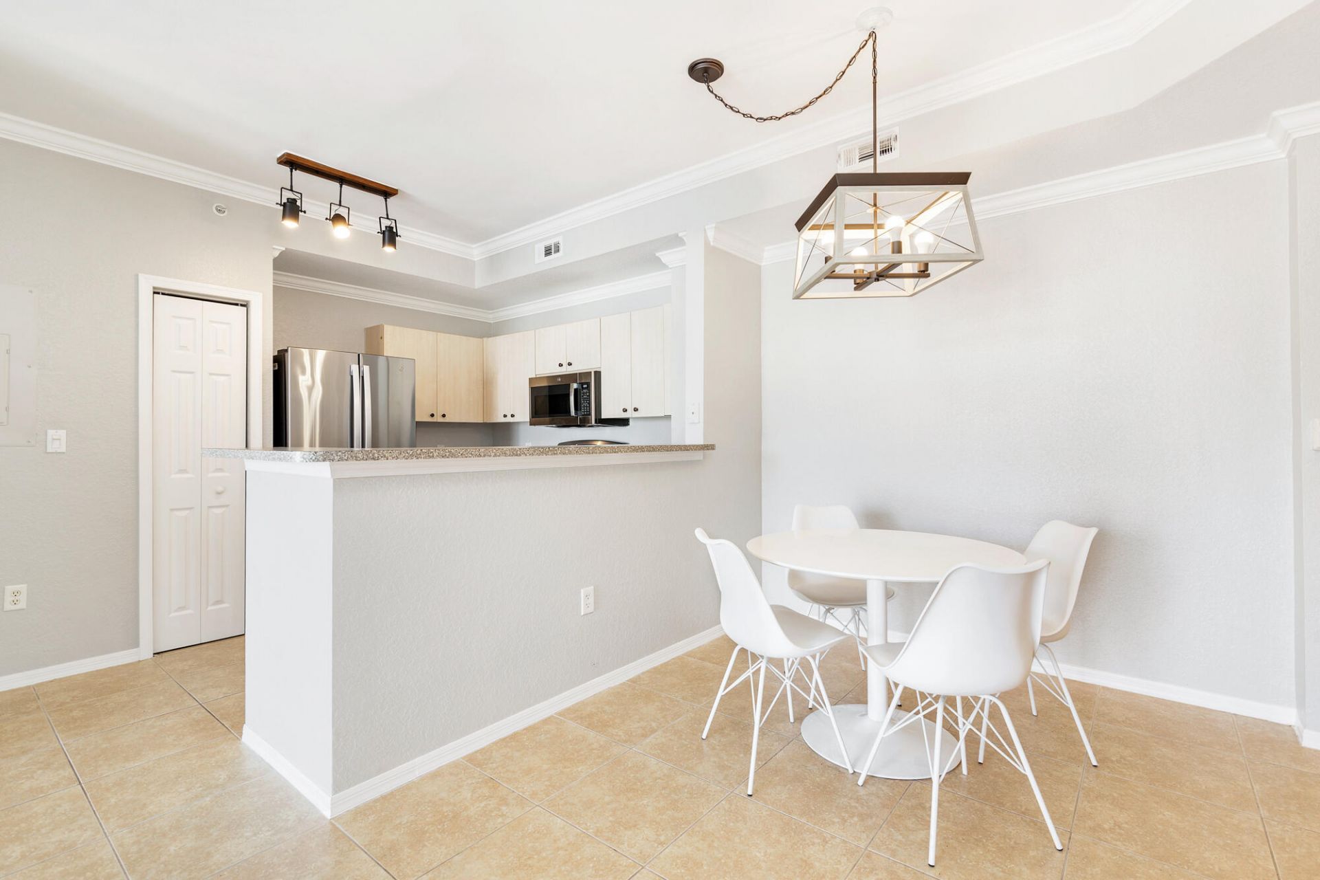 1801 N Flagler Drive, Unit 903, West Palm Beach, FL 33407 Photo