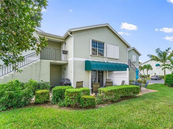 154 Waterside Drive, Unit 154, Hypoluxo, FL 33462