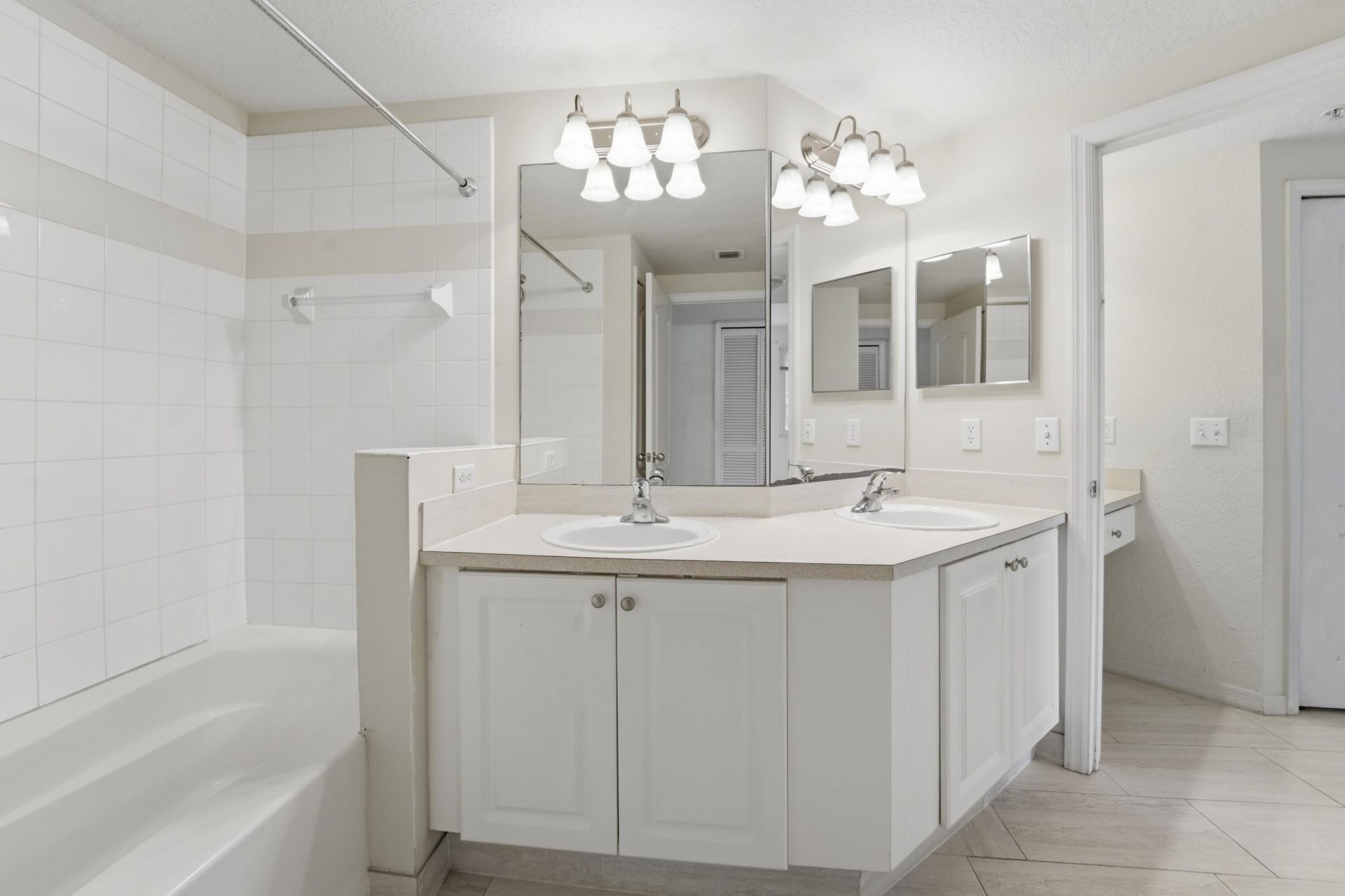 11041 Legacy Boulevard, Unit 103, Palm Beach Gardens, FL 33410 Photo