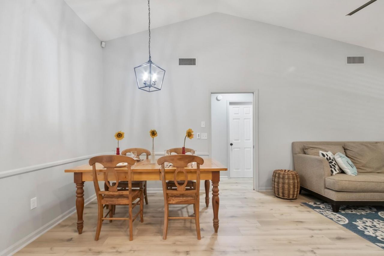 691 Foresteria Avenue, Wellington, FL 33414 Photo