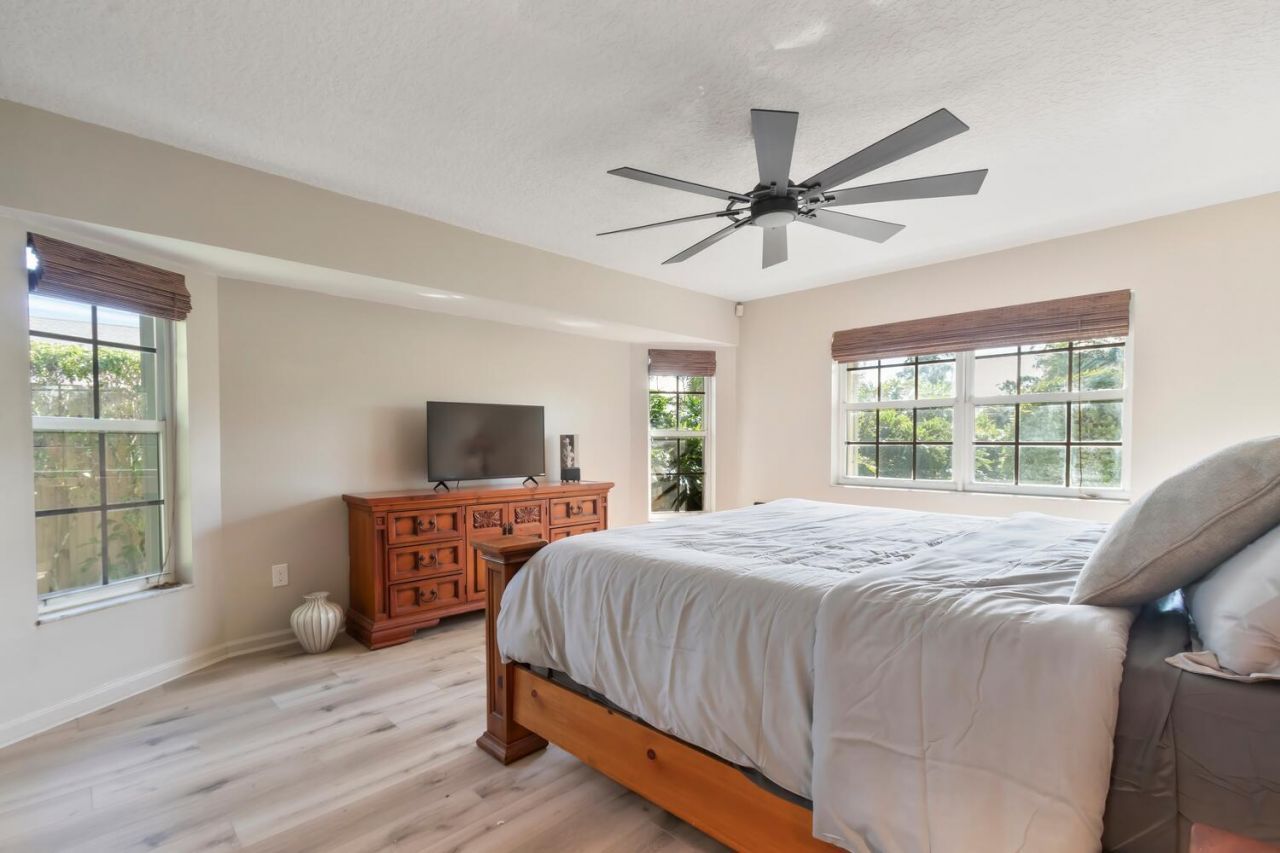 691 Foresteria Avenue, Wellington, FL 33414 Photo