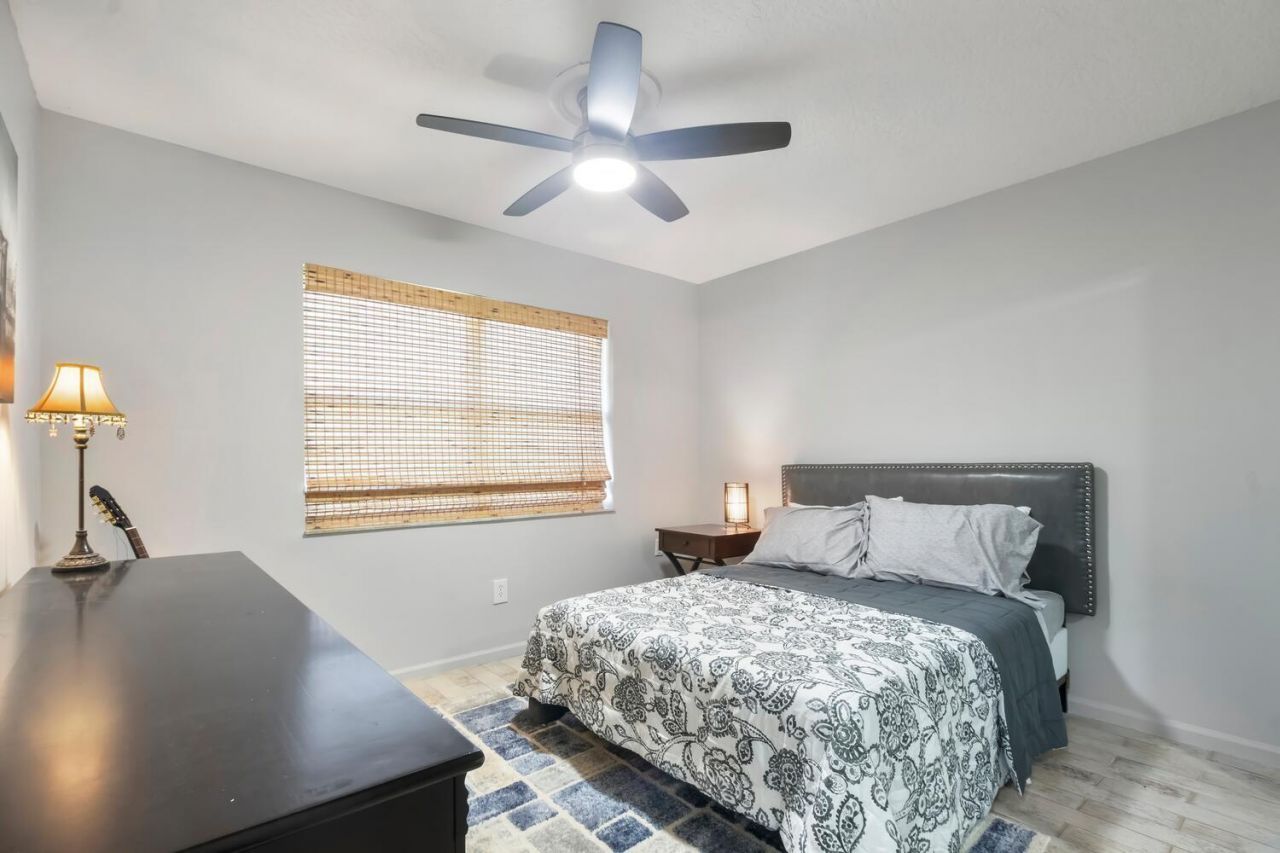 691 Foresteria Avenue, Wellington, FL 33414 Photo