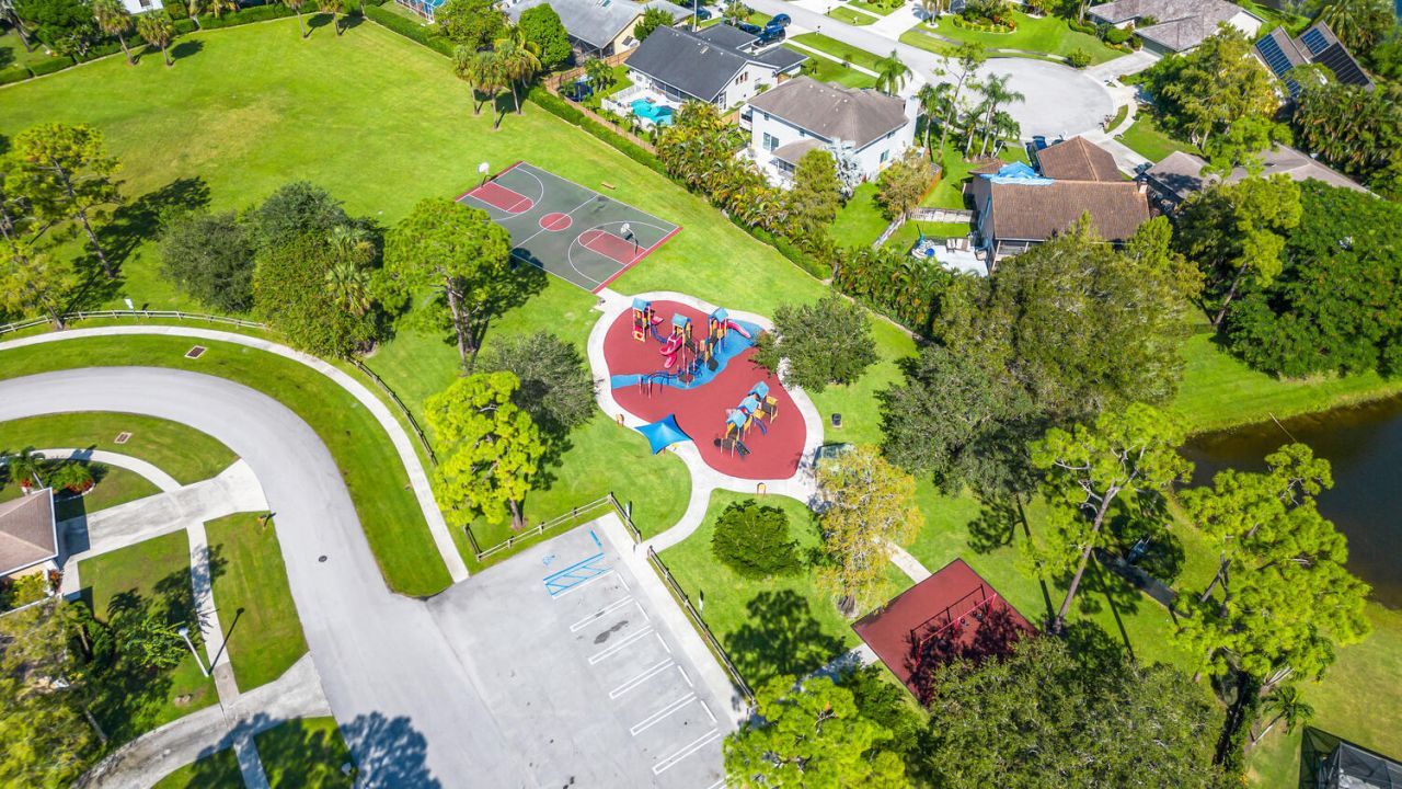 691 Foresteria Avenue, Wellington, FL 33414 Photo