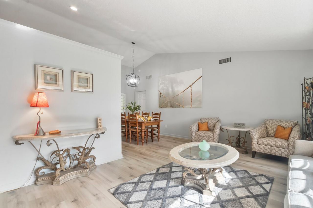 691 Foresteria Avenue, Wellington, FL 33414 Photo