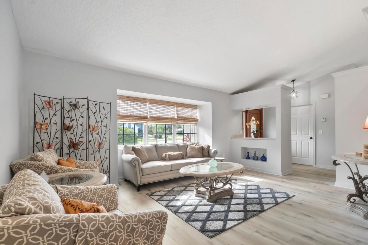 691 Foresteria Avenue, Wellington, FL 33414 Photo