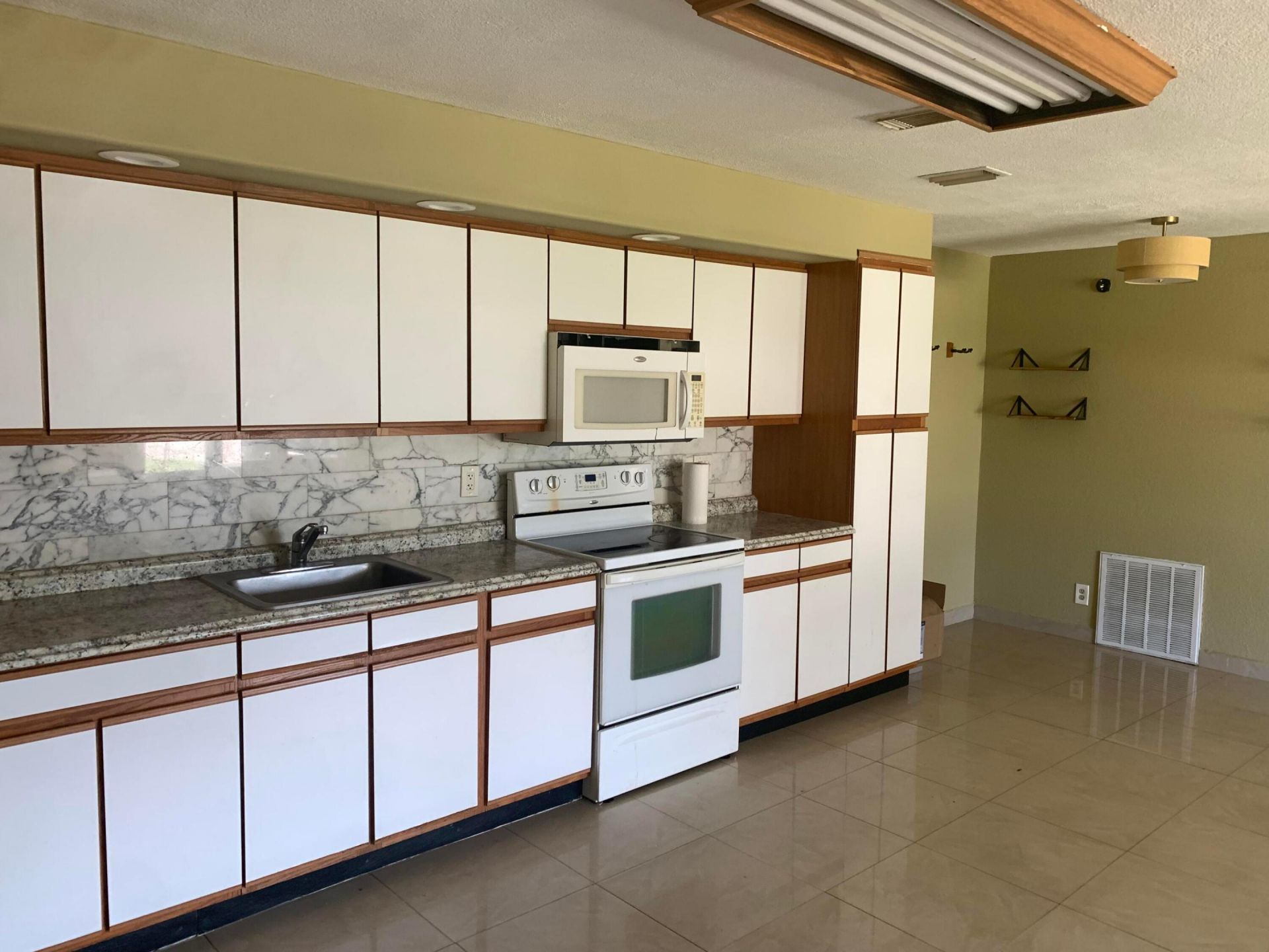 5400 Cleveland Road, Unit 5400, Delray Beach, FL 33484 Photo