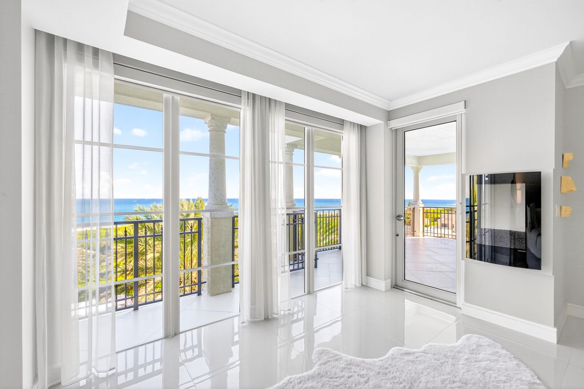 155 Ocean Avenue, Unit 502, Palm Beach Shores, FL 33404 Photo