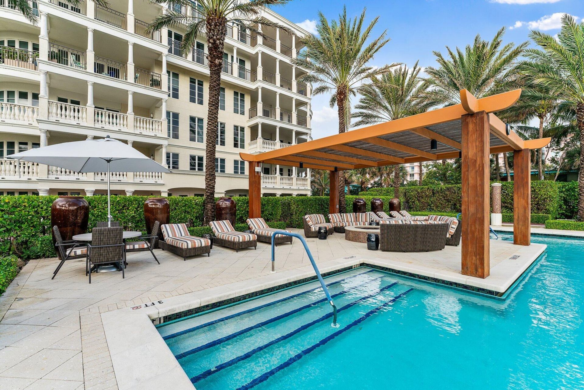 155 Ocean Avenue, Unit 502, Palm Beach Shores, FL 33404 Photo