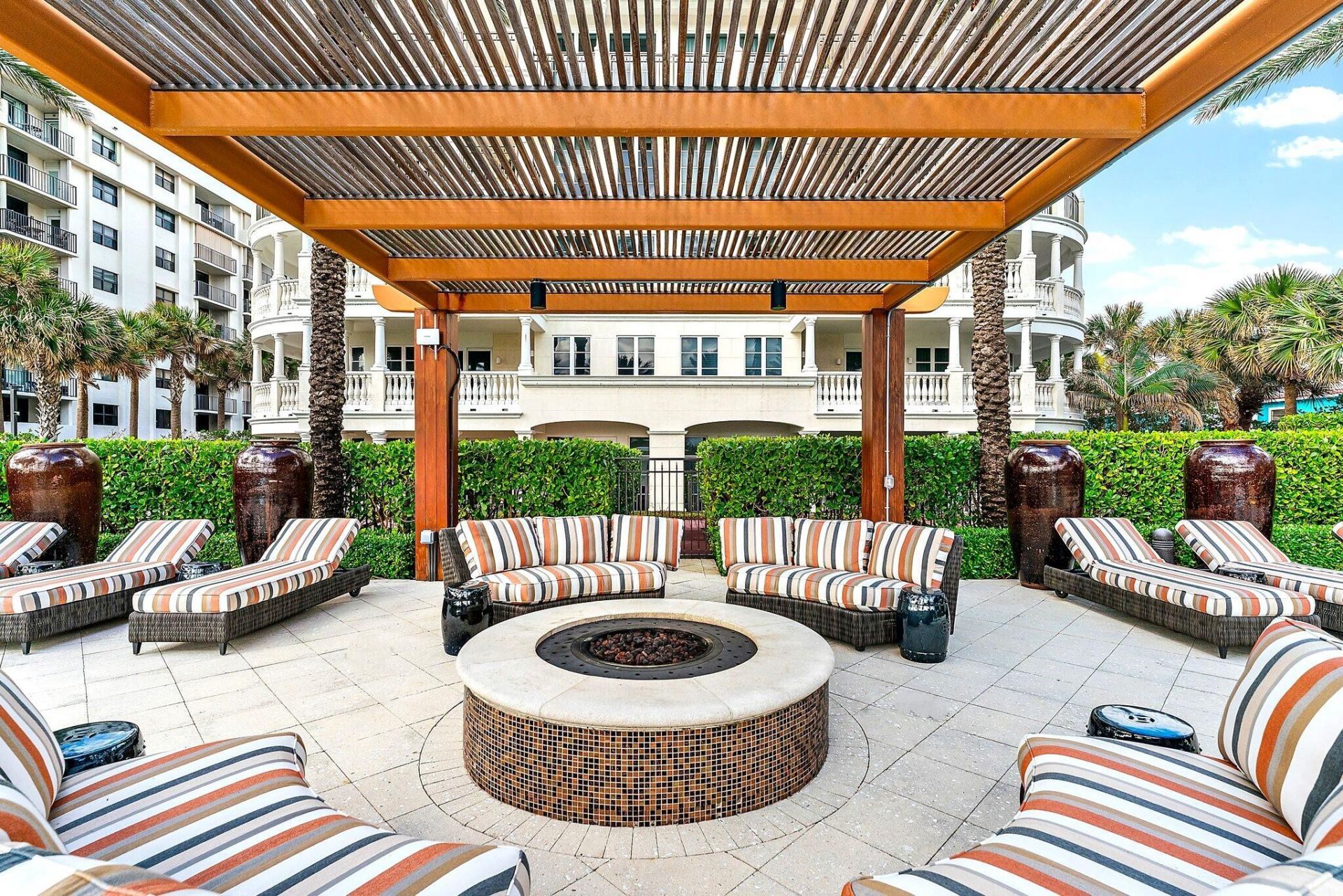 155 Ocean Avenue, Unit 502, Palm Beach Shores, FL 33404 Photo