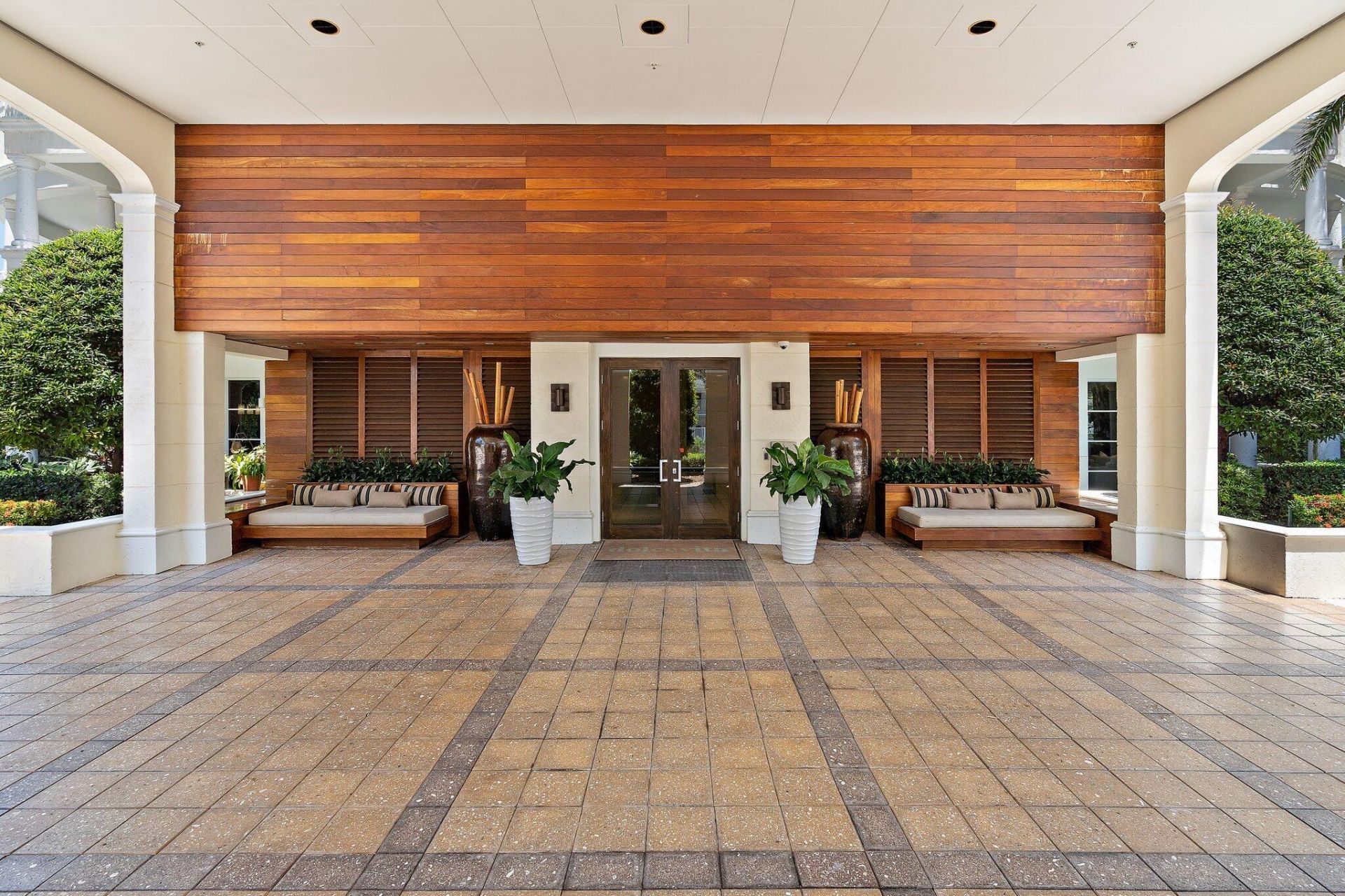 155 Ocean Avenue, Unit 502, Palm Beach Shores, FL 33404 Photo