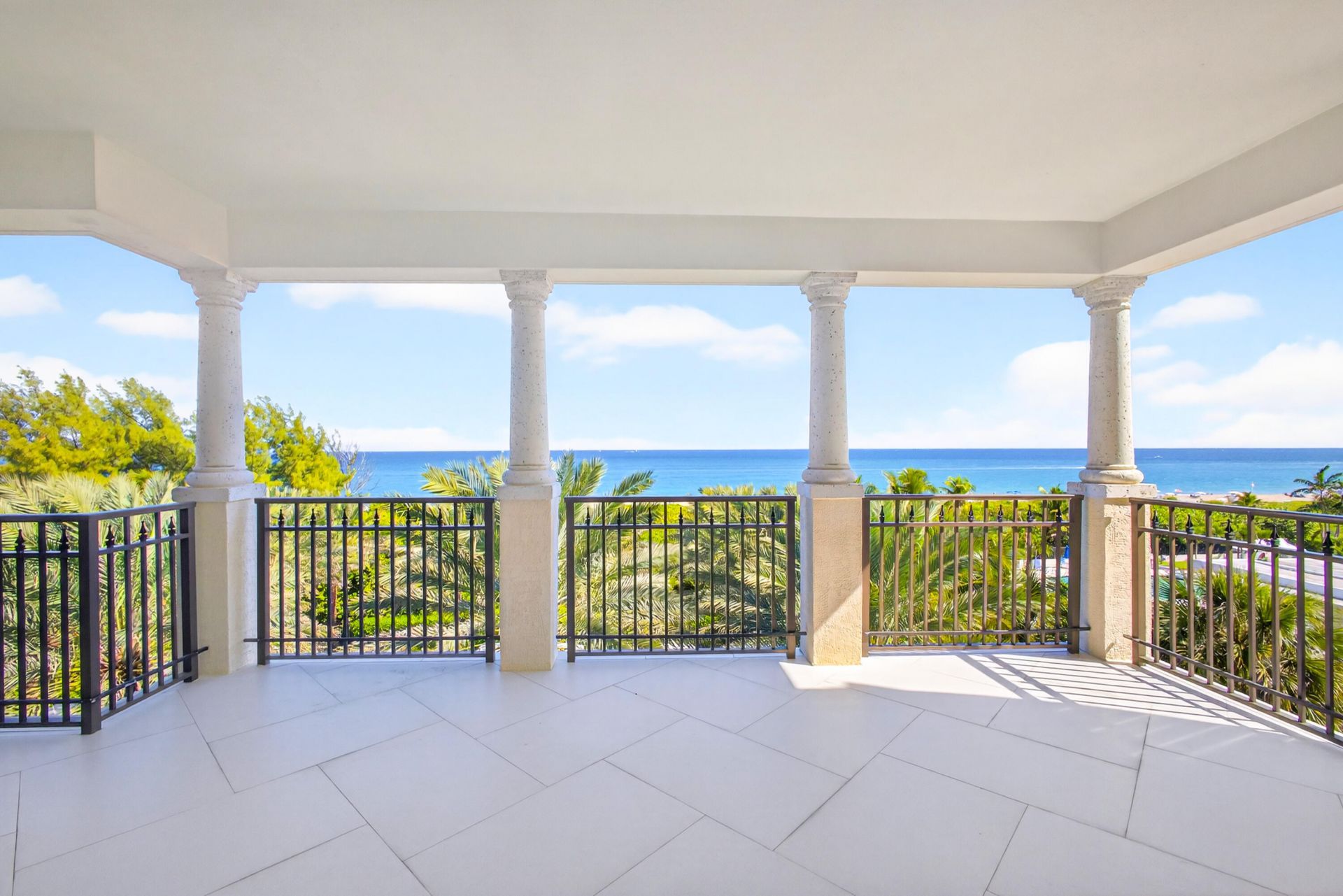 155 Ocean Avenue, Unit 502, Palm Beach Shores, FL 33404 Photo