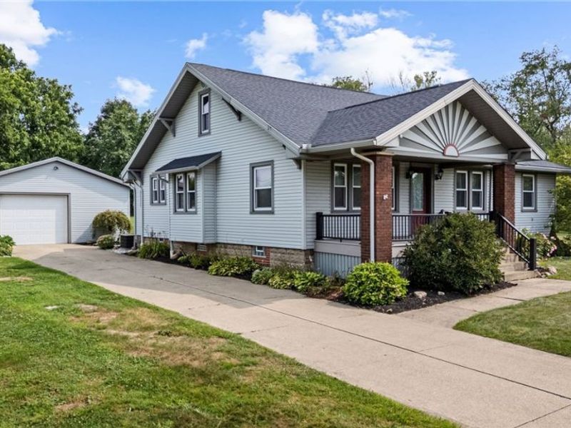 11725 Forty Corners Road NW, Massillon, OH 44646 Photo 2