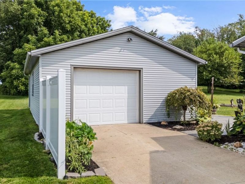 11725 Forty Corners Road NW, Massillon, OH 44646 Photo 4