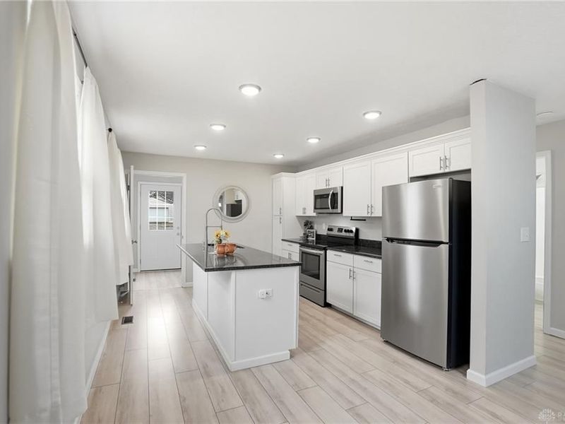 709 N Russell Street, Urbana, OH 43078 Photo 8