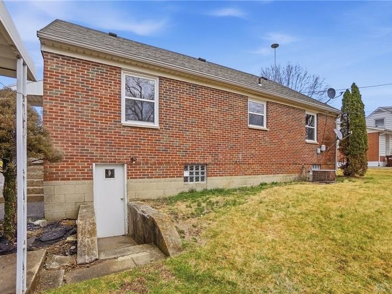 1421 Seminole Avenue, Springfield Township, OH 45506 Photo 26