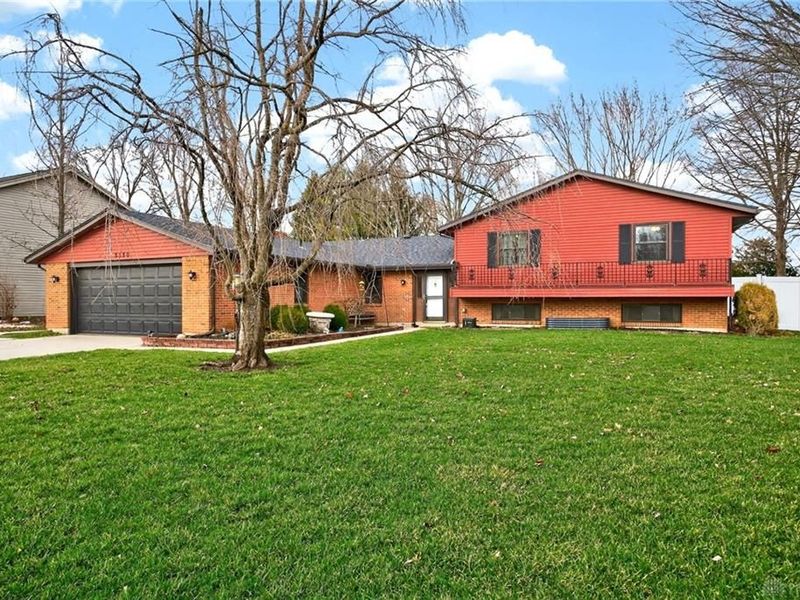 3330 Pebble Creek Drive, Beavercreek, OH 45432 Photo 3