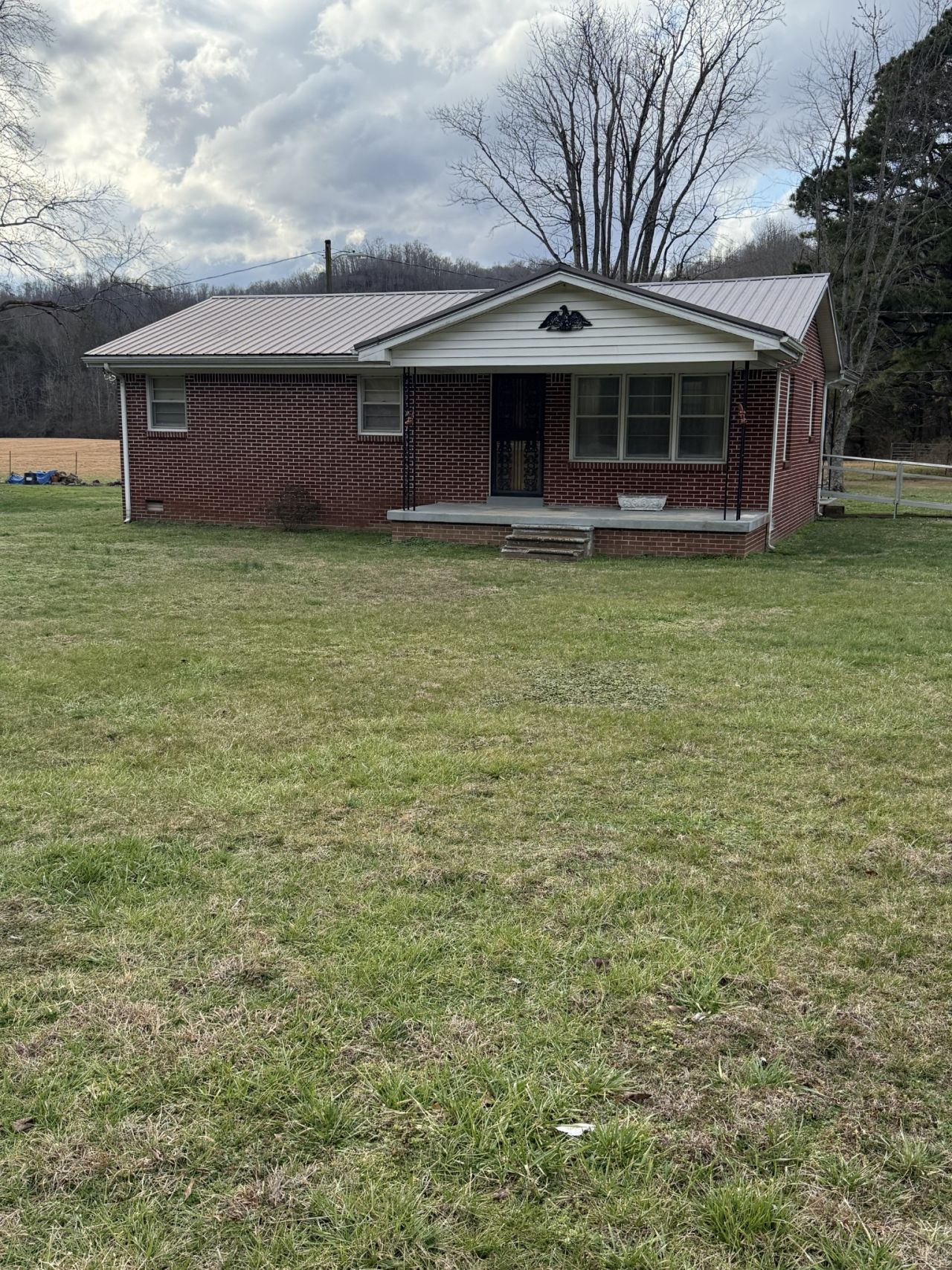 1723 N Grundy Quarles Hwy, Gainesboro, TN 38562 Main Photo