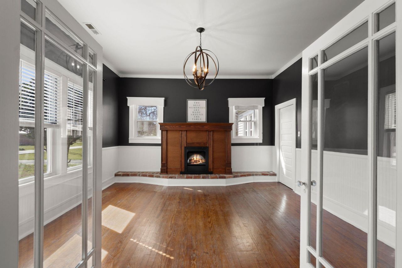 202 Quaker Street Photo 11