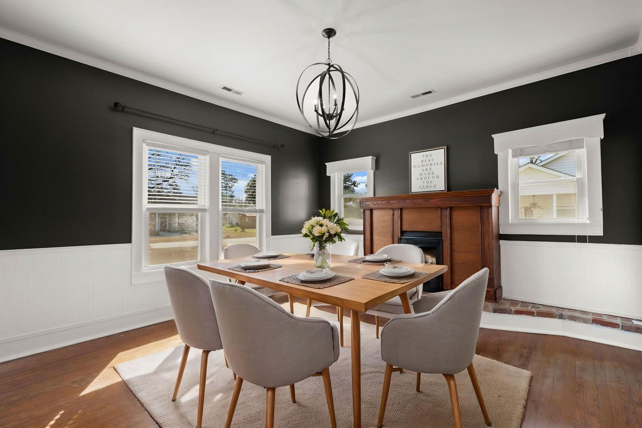 202 Quaker Street Photo 12