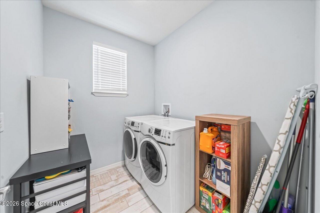 800 Lyons Circle NW , Palm Bay, FL 32907 Photo