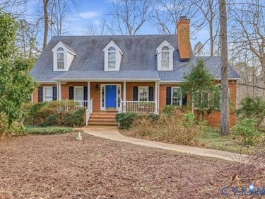 4727 Rieves Pond Drive, Chester, VA 23831