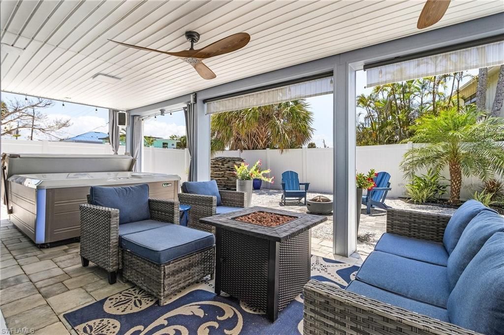 130 Madison Ct , Fort Myers Beach, FL 33931 Photo