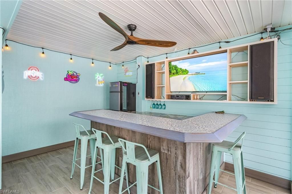 130 Madison Ct , Fort Myers Beach, FL 33931 Photo