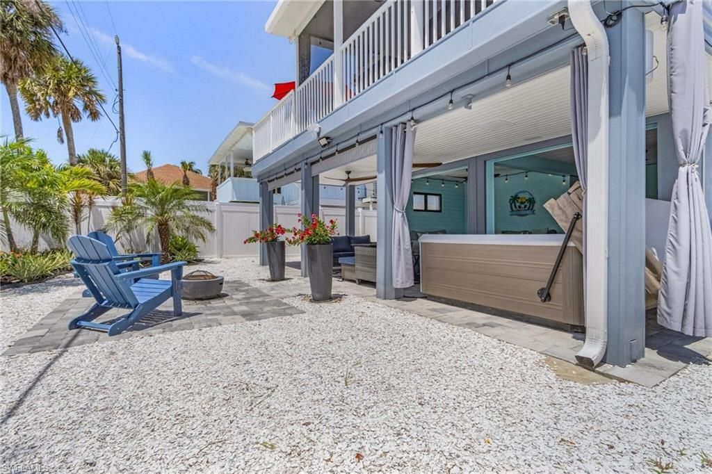 130 Madison Ct , Fort Myers Beach, FL 33931 Photo