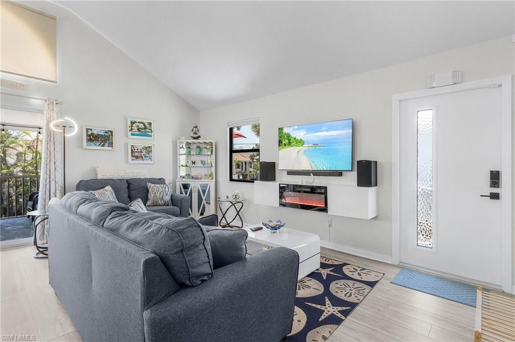 130 Madison Ct , Fort Myers Beach, FL 33931 Photo