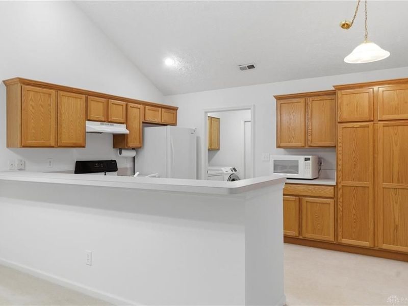 8833 Birkdale Hills Circle, Washington Township, OH 45458 Photo 11