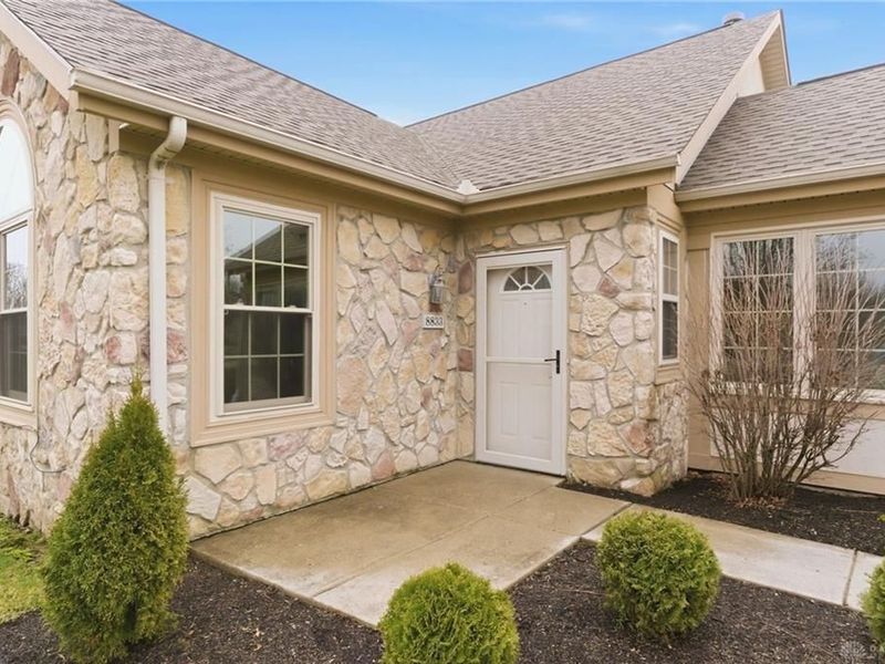 8833 Birkdale Hills Circle, Washington Township, OH 45458 Photo 5