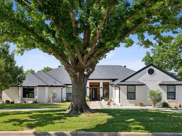 3 Palmetto Court, Trophy Club, TX 76262