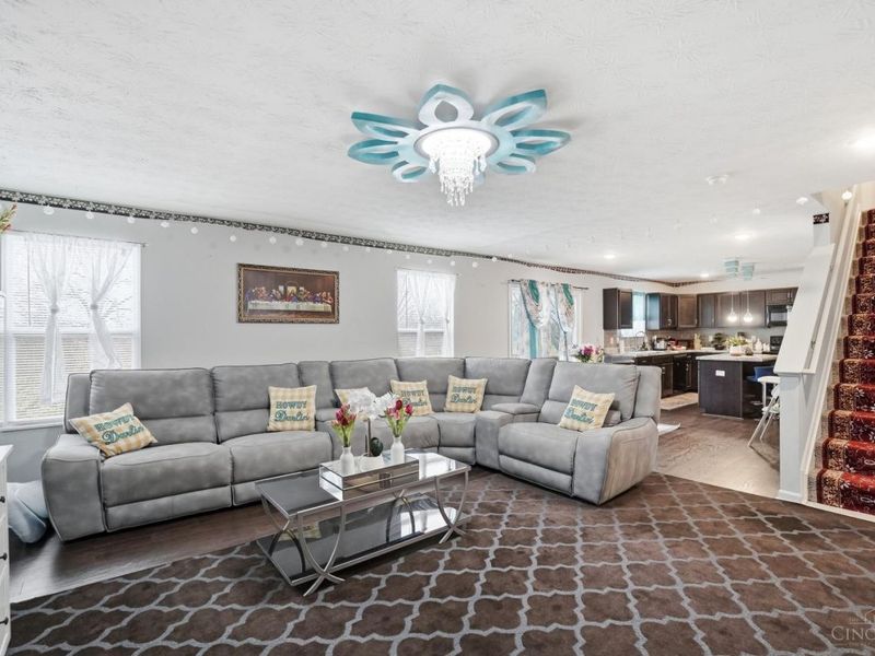 2244 Pine Valley Drive, Hamilton, OH 45013 Photo 9