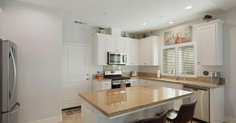 13929 E Orchard View Ct, Lockeford, CA 95237 Photo