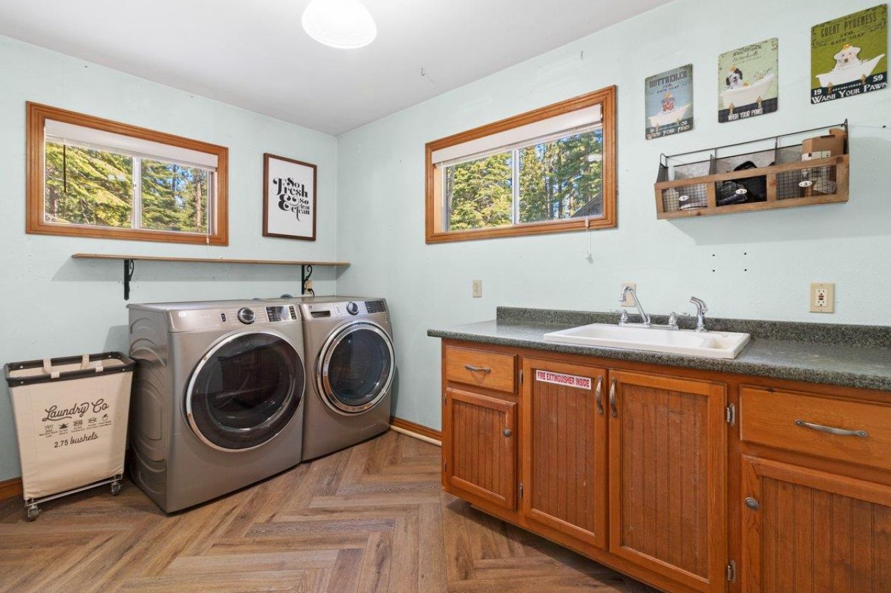 1251 Tata, South Lake Tahoe, CA 96150 Photo