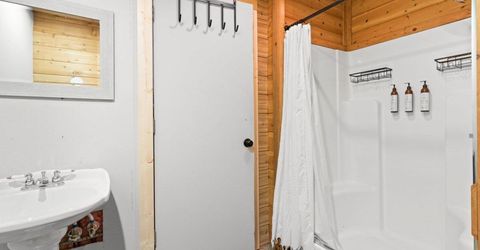 1251 Tata, South Lake Tahoe, CA 96150 Photo