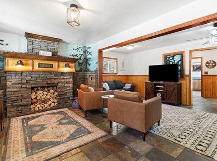 1251 Tata, South Lake Tahoe, CA 96150 Photo