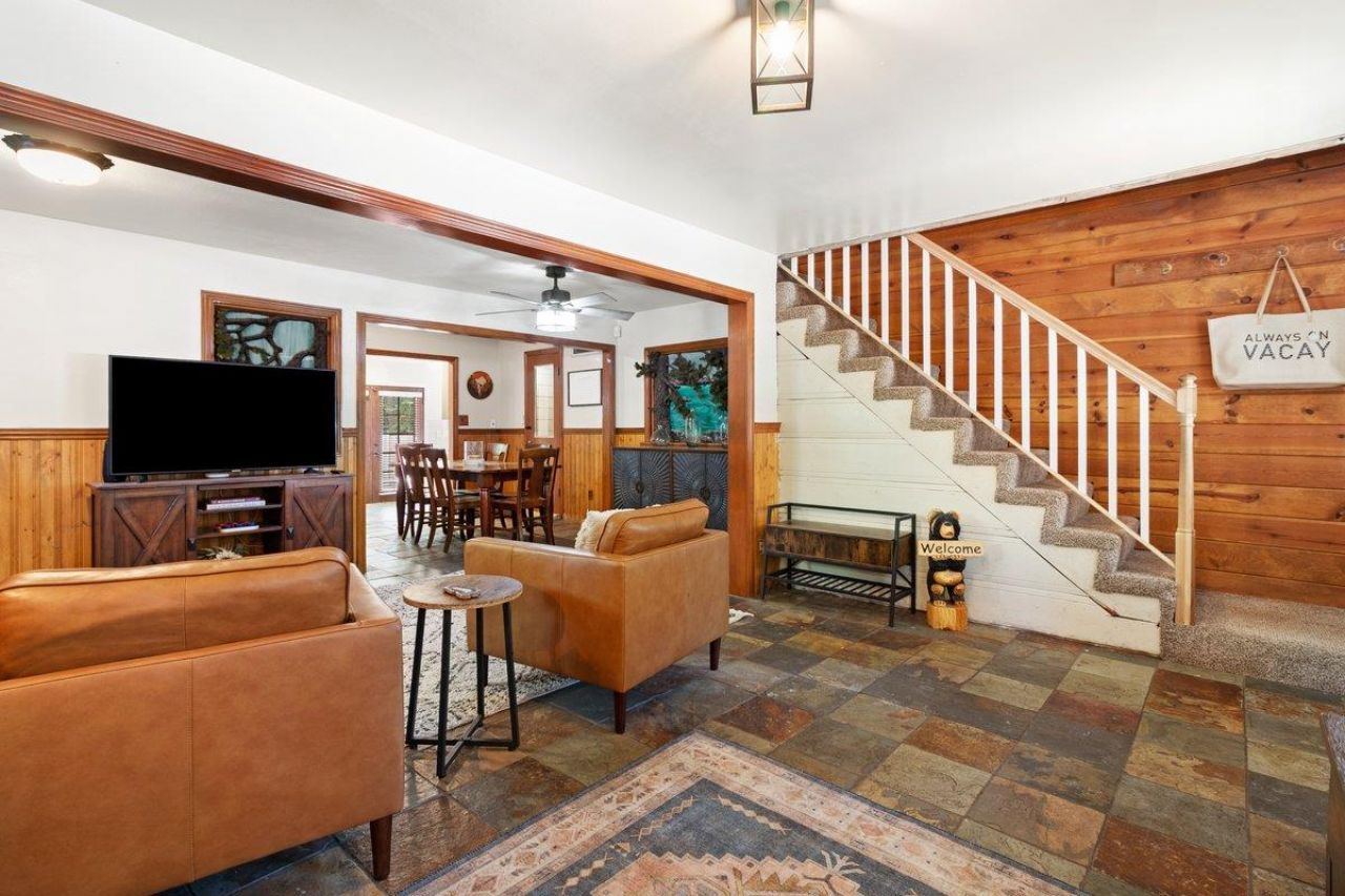 1251 Tata, South Lake Tahoe, CA 96150 Photo
