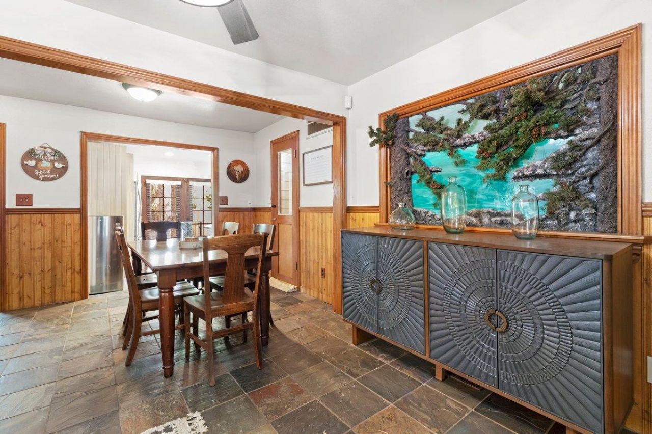 1251 Tata, South Lake Tahoe, CA 96150 Photo
