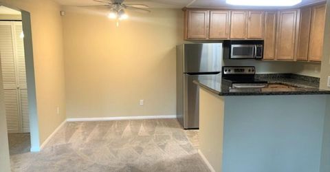 3715 Tallyho Dr #117, Unit 117, Sacramento, CA 95826 Photo