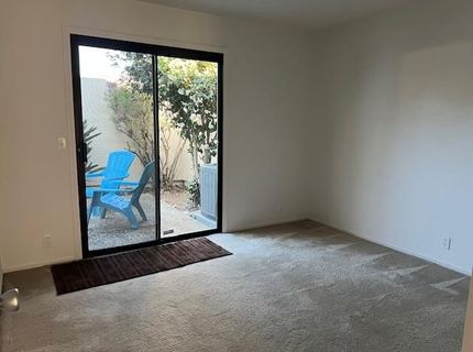 80 Petrilli Cir, Sacramento, CA 95822 Photo