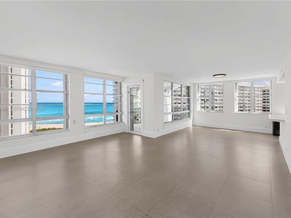 5660 Collins Ave, Unit 11B, Miami Beach, FL 33140